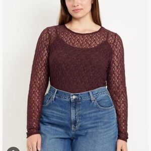 Old Navy Long-Sleeve Lace Crew-Neck Top in Dark Sepia/Red/Wine/Maroon